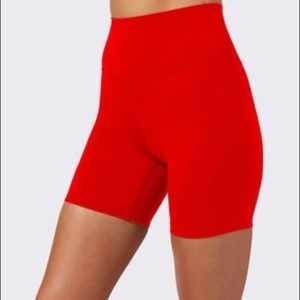 Splits59 Air weight Ruby shorts